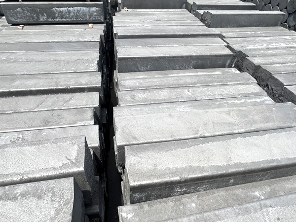 石墨方1.jpg 石墨方1.jpg