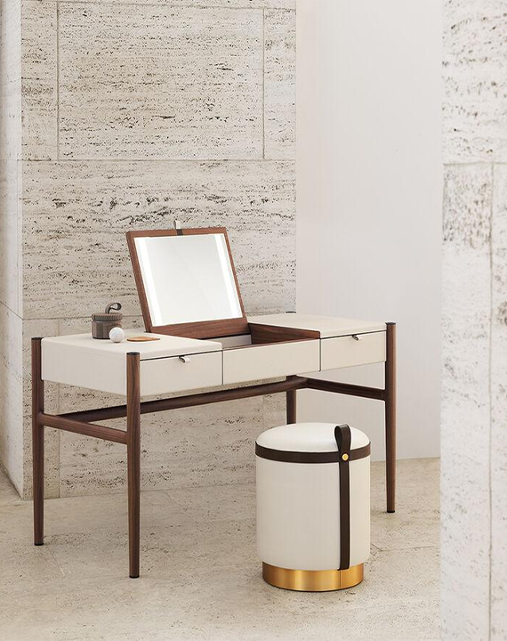 What Is the Process of Customs Clearance for Overseas Hotel Projects?