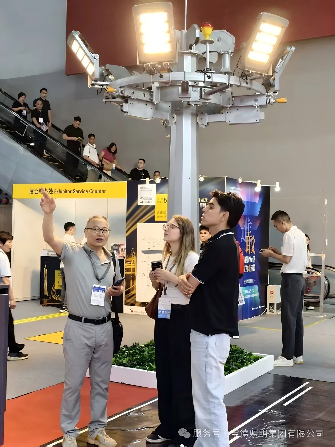 Baode smart pole and integrated outdoor lighting system displayed at the exhibition Baode smart pole and integrated outdoor lighting system displayed at the exhibition