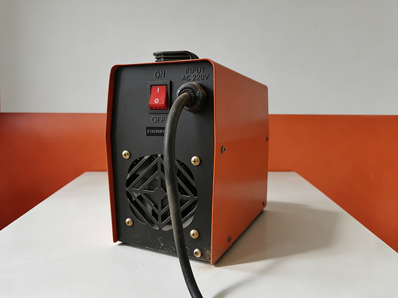 ZX7-200-4-1.jpg ZX7-200-4-1.jpg