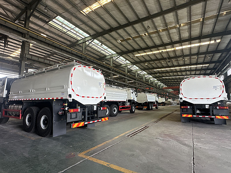 water tank truck (5).jpg water tank truck (5).jpg