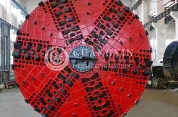 Large diameter mud-water balance pipe jacking machine for silty sand