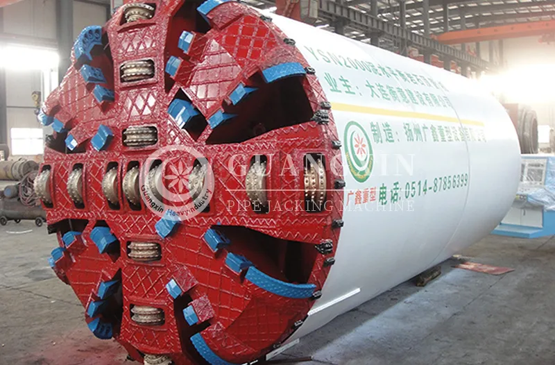 Máquina de macacão de tubo de rocha