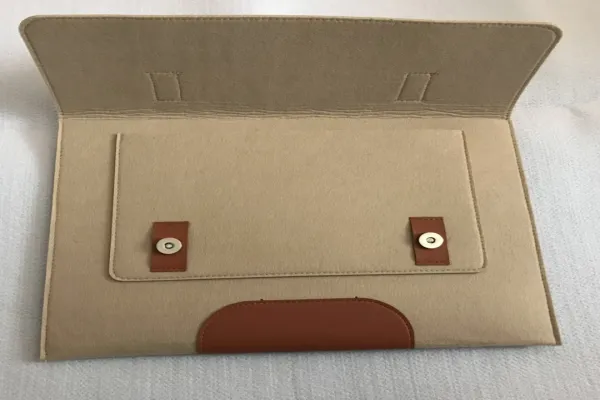 Portable Laptop Table Mat with Easy-to-Carry Keyboard Game Home Storage & Organization Product