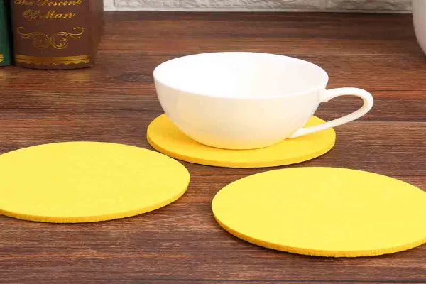 Modern High Quality Large round Glass Coasters Wood Felt Table Mat Holder Set Dining Kitchen Wedding-for Hotels Food Businesses