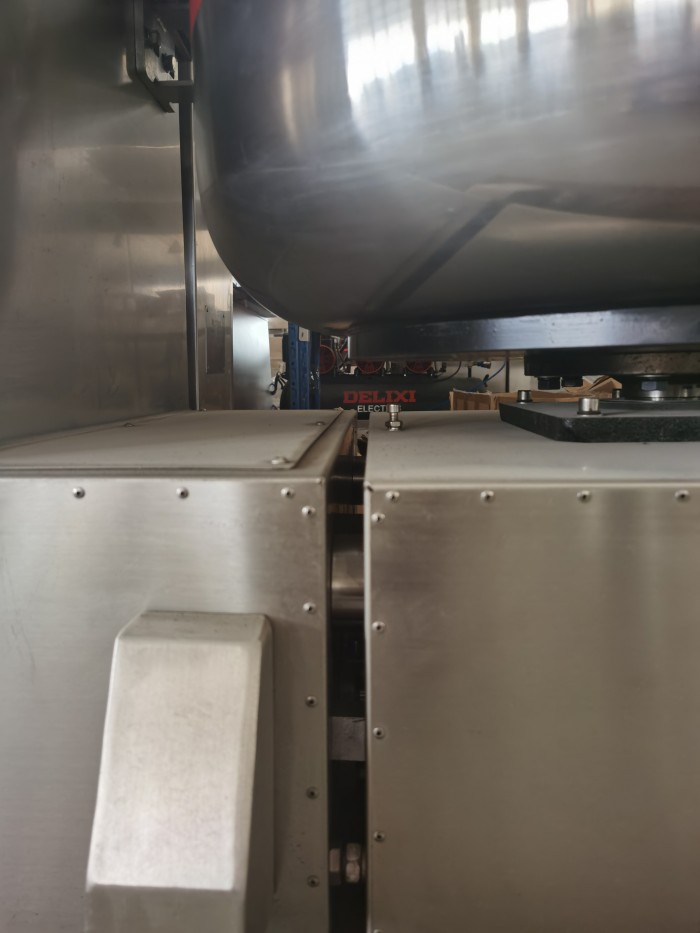 Automate Food Encrusting with Precision Using a Food Automatic Encrusting Machine