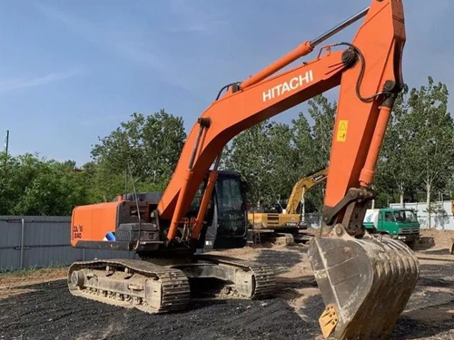 Used Hitachi ZX240 Economy Hydraulic Excavator Used Hitachi ZX240 Economy Hydraulic Excavator