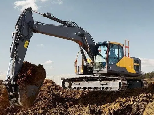Inspecting the Undercarriage for Wear on Used Caterpillar Excavators