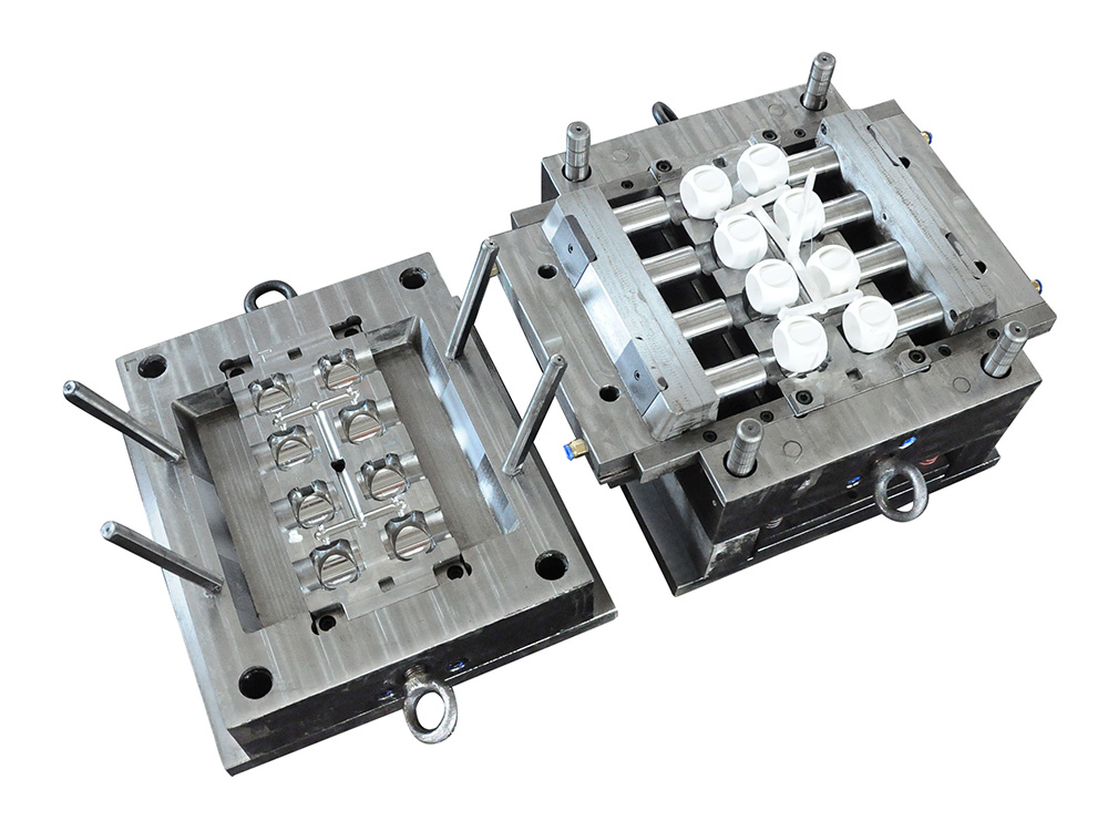 Plastic Pipe Fittings Mould.jpg