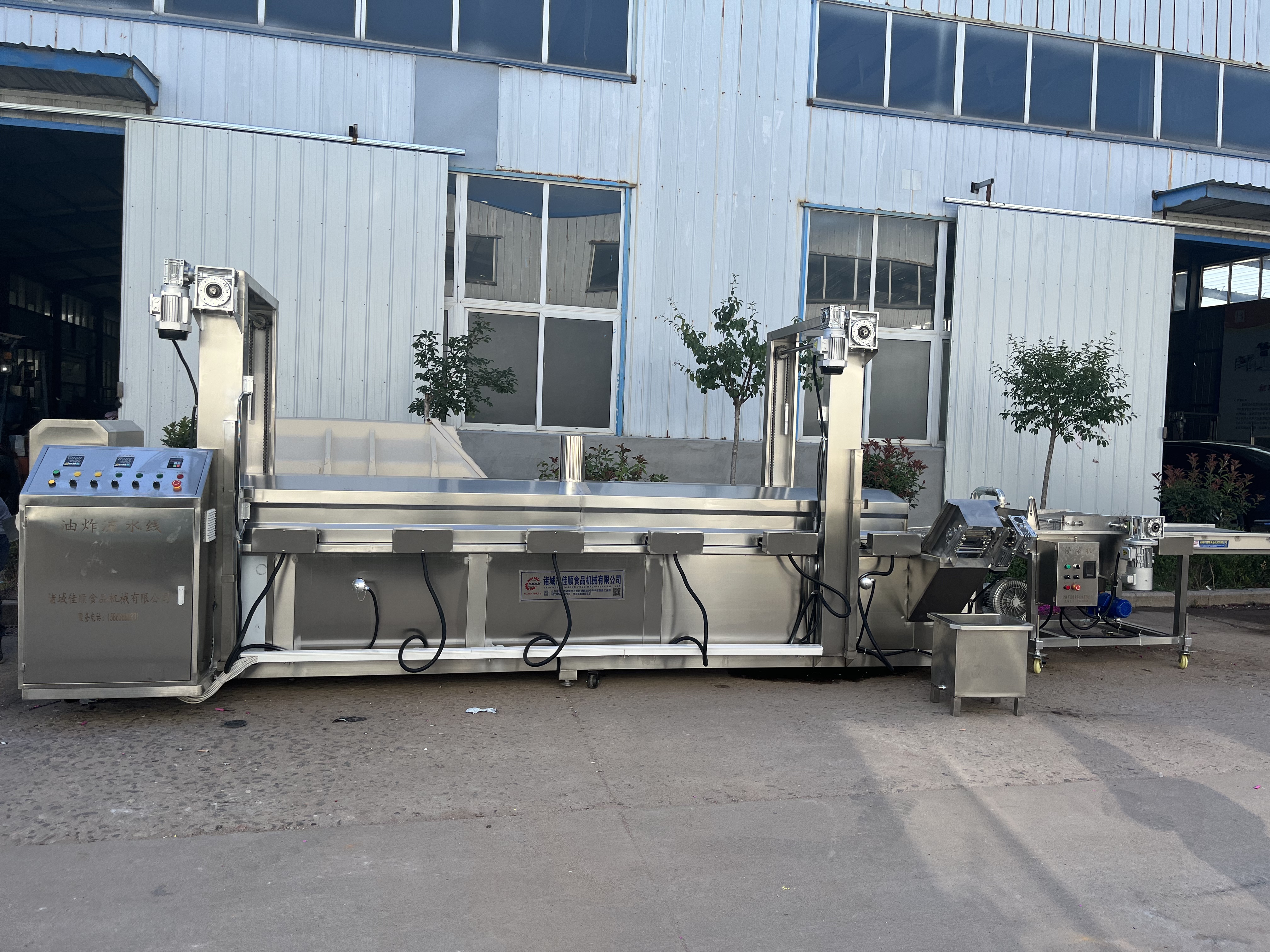 6米油炸机.jpg 6米油炸机.jpg