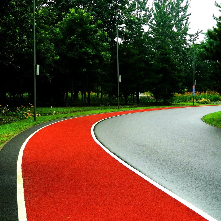 Hybrid polyurethane track Hybrid polyurethane track