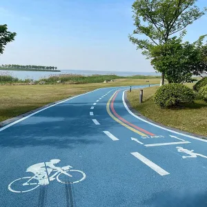 Фитнес -тропа на открытом воздухе