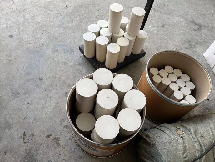 Glass filled PTFE rod.jpg