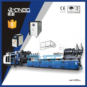 D2200 Injection Molding Machine