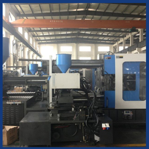 Double Color/Clear color/two color Injection Molding Machine price