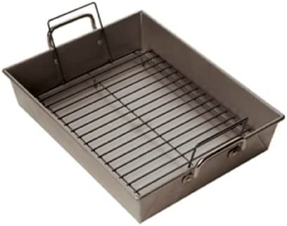 RK Bakeware China Foodservice 977943 Bake and Roast Pan With Handles and Nonstick Rack.jpg