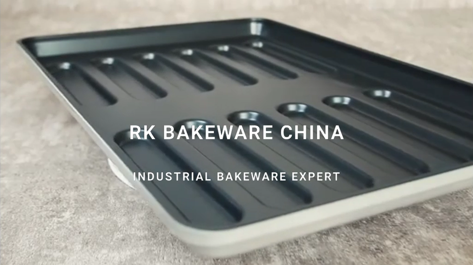 RK Bakeware China-Industrial Nonstick Alusteel Hot Dog Bun Tray Band in Rim