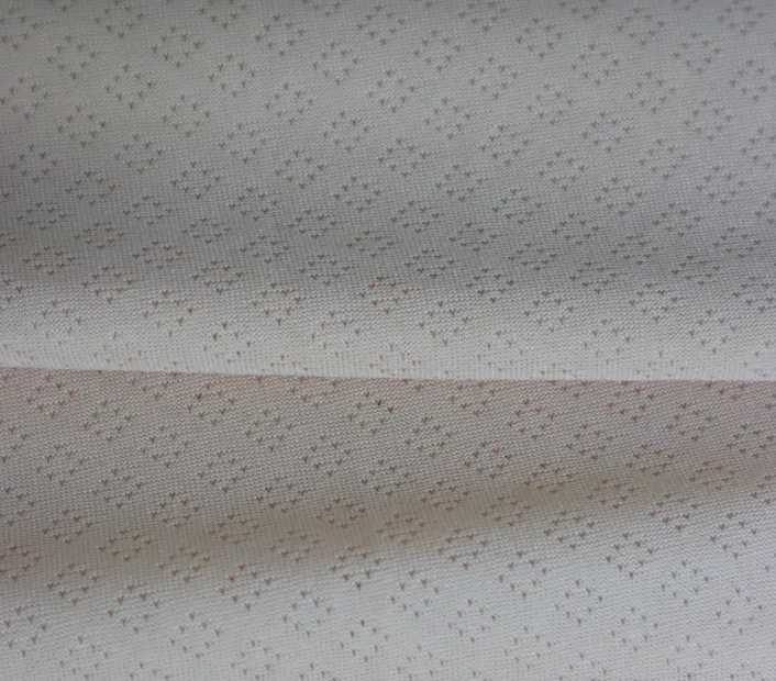 Light yellow ice silk eight holes
