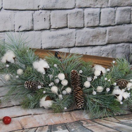 Butin décoratif artificiel de Noël, 73 cm, avec cône en pin, baies blanches et baies argentées, coton et coton et coton