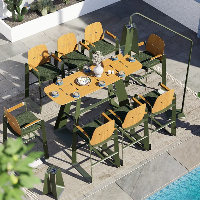 What are the different styles of restaurant furniture available?