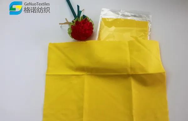 Double-sided Fleece Serrated Edge Small Square Scarf