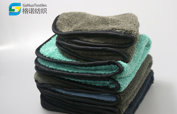 Coral Fleece Composite Edged Square Scarf