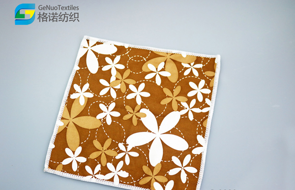 25 Square Handkerchiefs Printed with Glass Cloth 25 Square Handkerchiefs Printed with Glass Cloth
