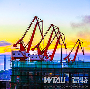 Mise à niveau technique de la grue de portail du port de Zhuhai Gaolan avec l’indicateur de moment de charge WTAU a réussi l’inspection