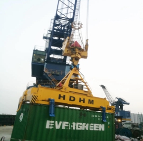 Guangdong Zhongyi Heavy Industry Portal Crane safe load moment indicator system been Successfully Accepted