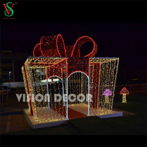 Holiday Giant Outdoor Decoration