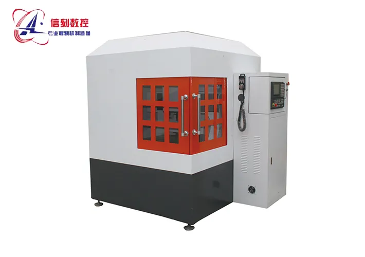 Fully enclosed metal mold machine