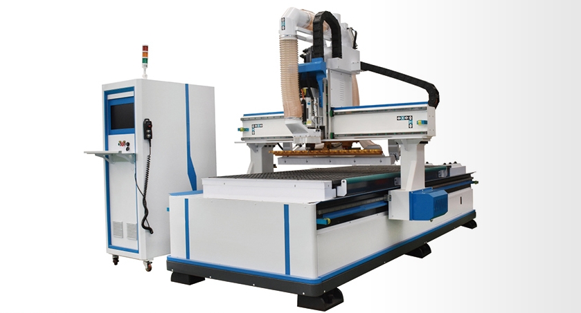 Straight Line Tool Change Machining Center
