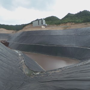 R-C (3).jpg R-C (3).jpg