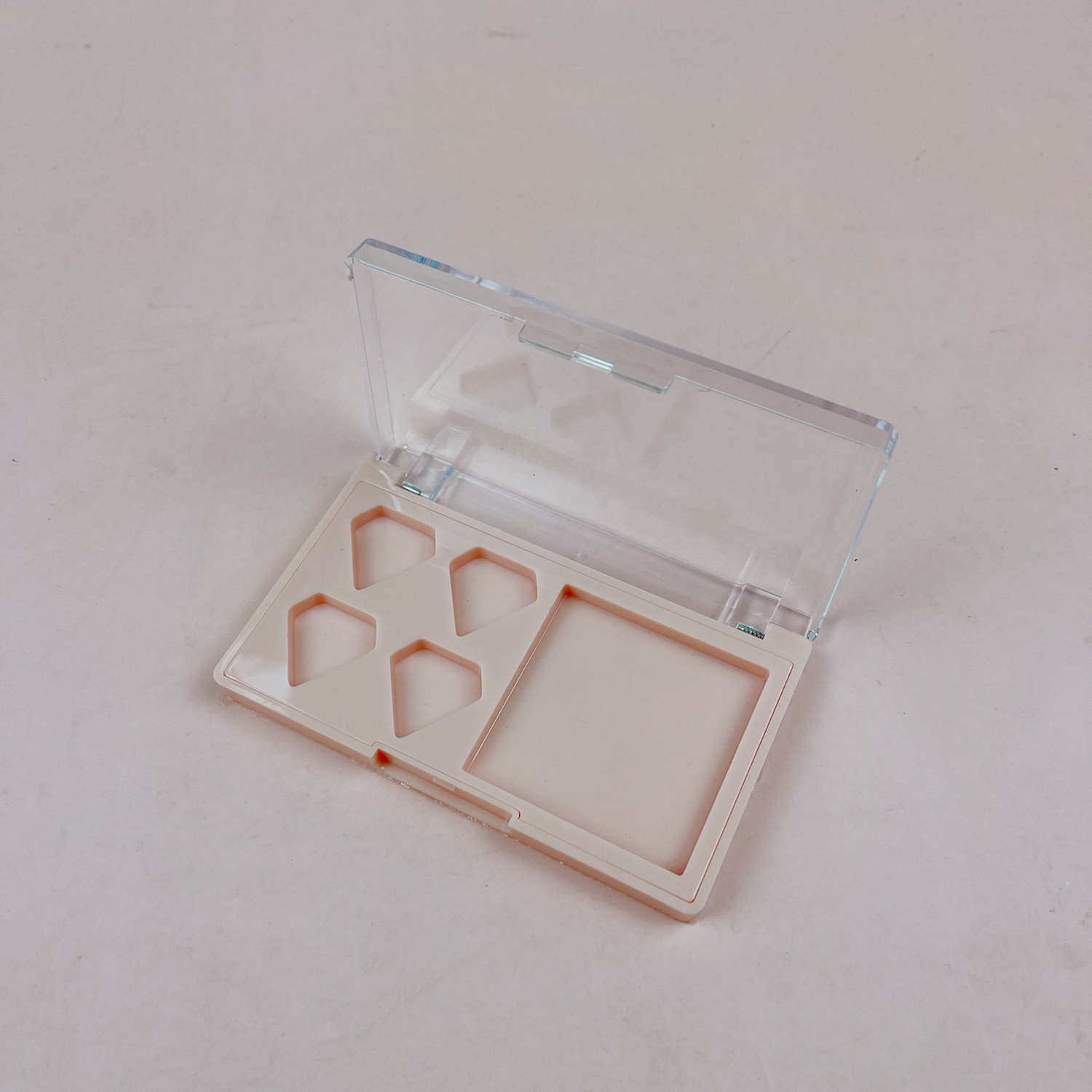Cosmetic Case with Durable Hinges