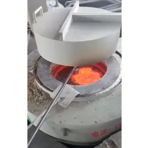 Pit type non-ferrous metal smelting furnace