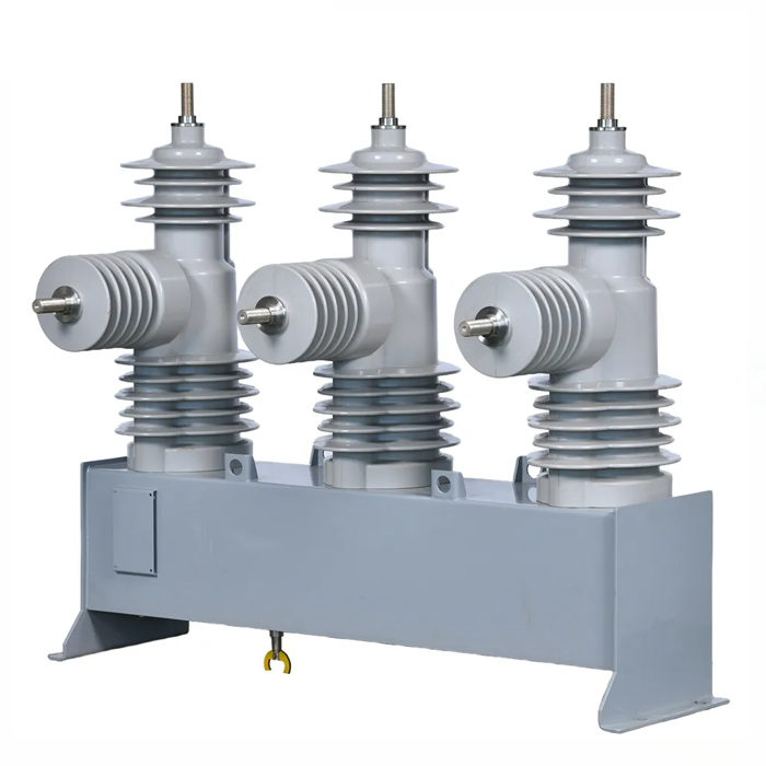 ZW32 Outdoor Automatic Circuit Breaker Reclosing Switch Solid Insulated Vacuum Recloser