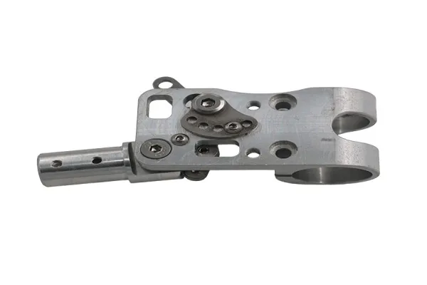 Bicycle folding device