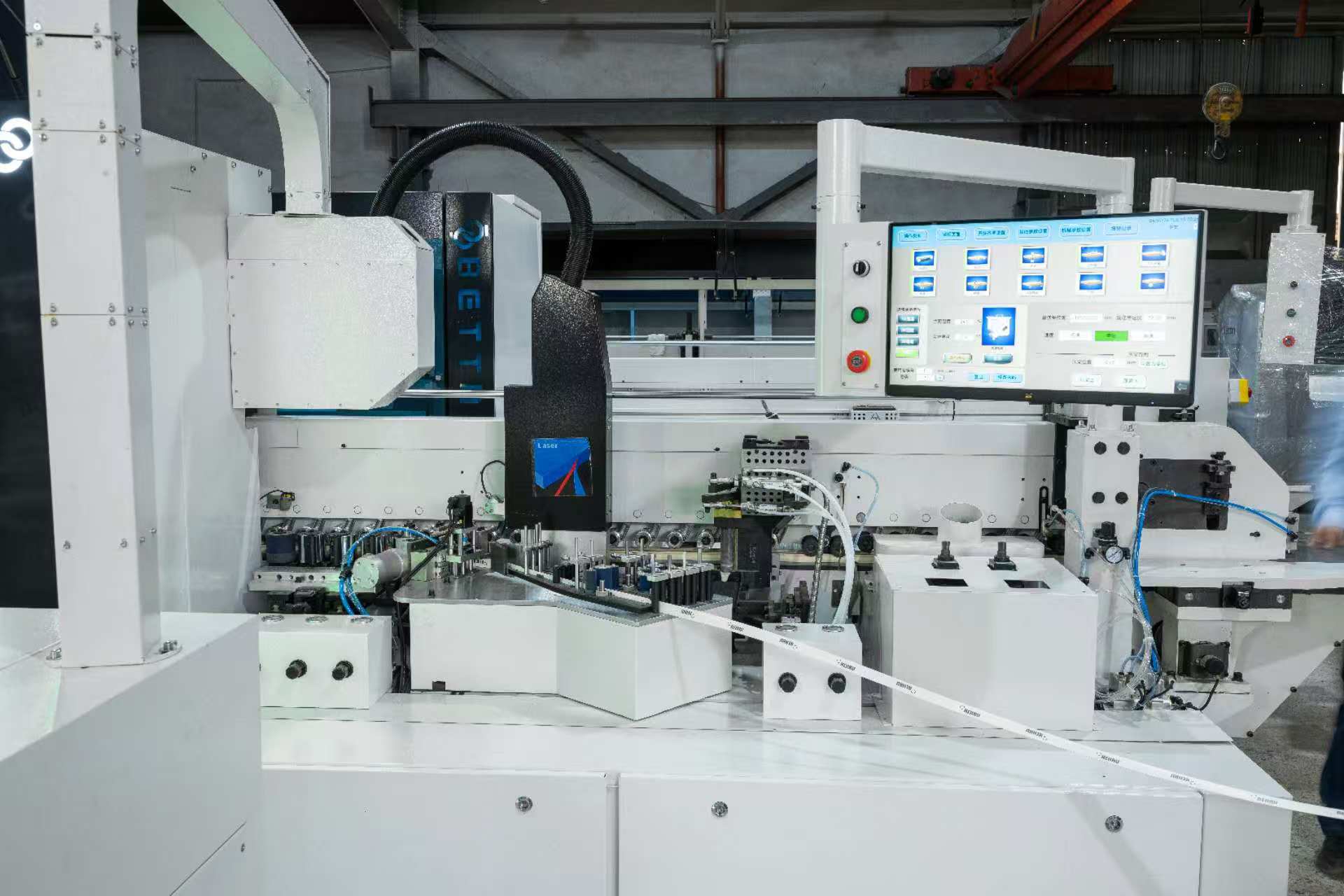 Servo edge banding machines.jpg