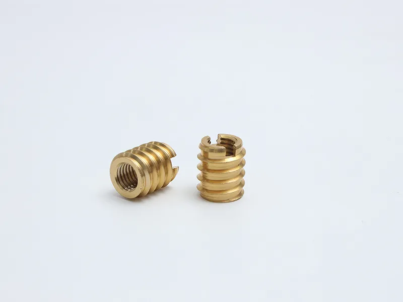 Self-tapping screw insert