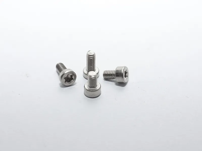 Precision machine screw assembly