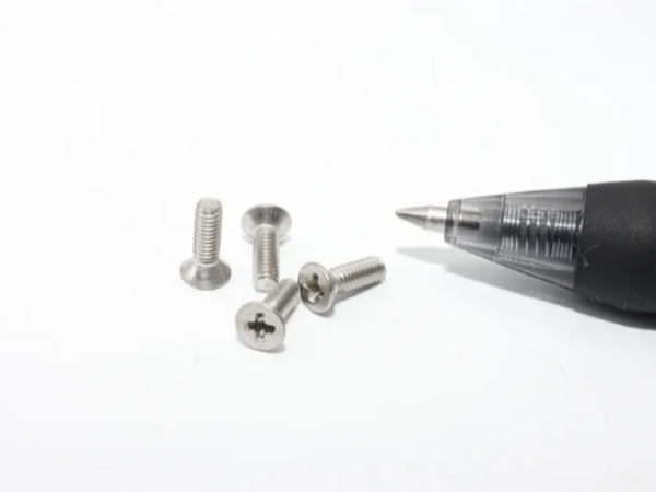 standardized 90-degree tapered countersunk head structure