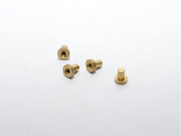 long-lasting anti-corrosion fastening screw