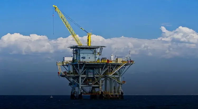 Oil platform