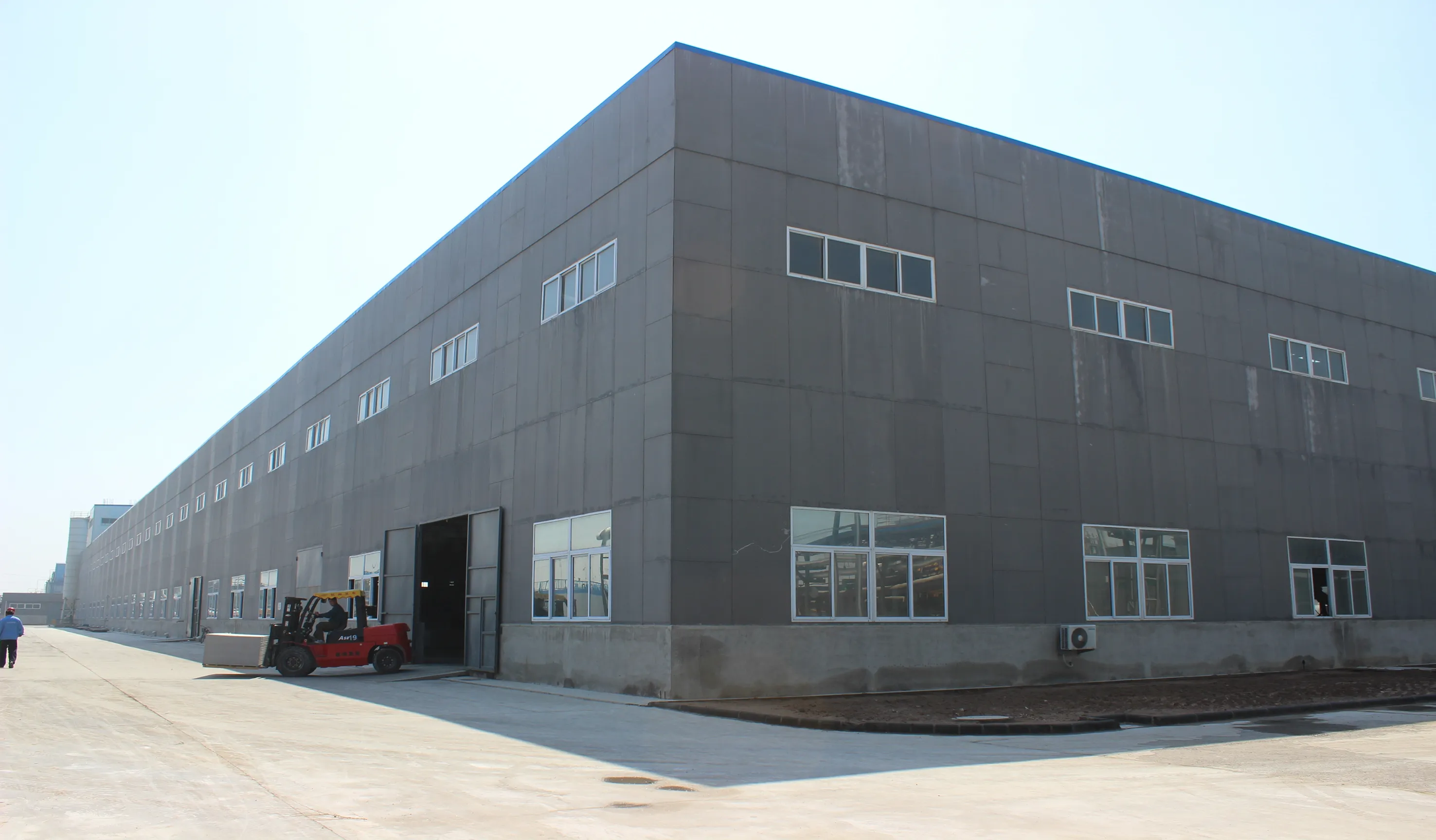 Binzhou L&uuml;bang Upgrades Raw Material Formula: Industrial Solid Waste Repurposed for Eco-friendly Calcium Silicate Panels