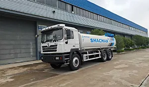 Export-type Shaanxi Automobile 8-wheel water sprinkler truck
