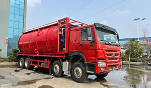 Sinotruk 33 cubic meter cleaning and vacuum truck