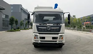 24 cubic meter Dongfeng Tianjin feed truck (National VI emission standard)