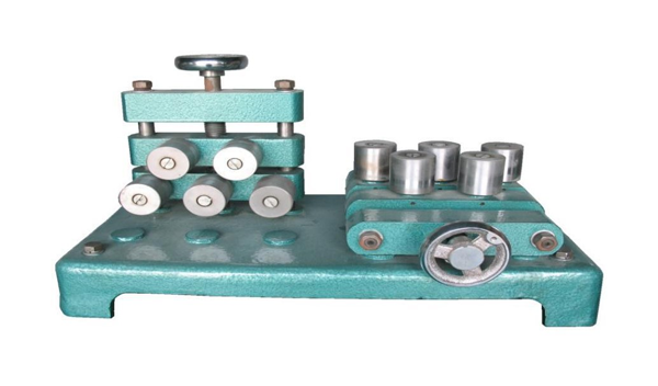 Concentric-thin-film-high-frequency-sintering-mica-machine-(servo)-2.png