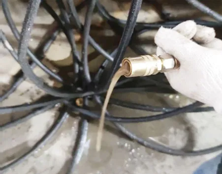 Caja de la m&aacute;quina de limpieza de v&iacute;as navegables