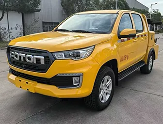 Foton pickup truck tow truck